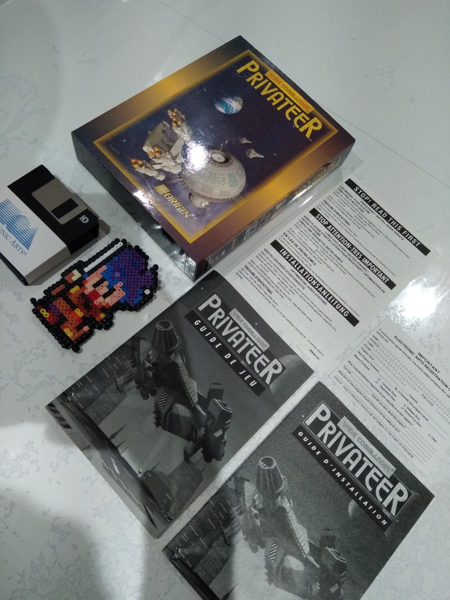 manjimaru22's tweet image. Here is my #CIBSunday with the great #WingCommanderPrivateer #bigbox for #PC 
Always been a fan of Space Sim games as #StarWars but #WingCommander is certainly my favorite one with #Elite 
This one combines space trading &amp;amp; combat as a merchant, pirate  or mercenary.

#gamersunite