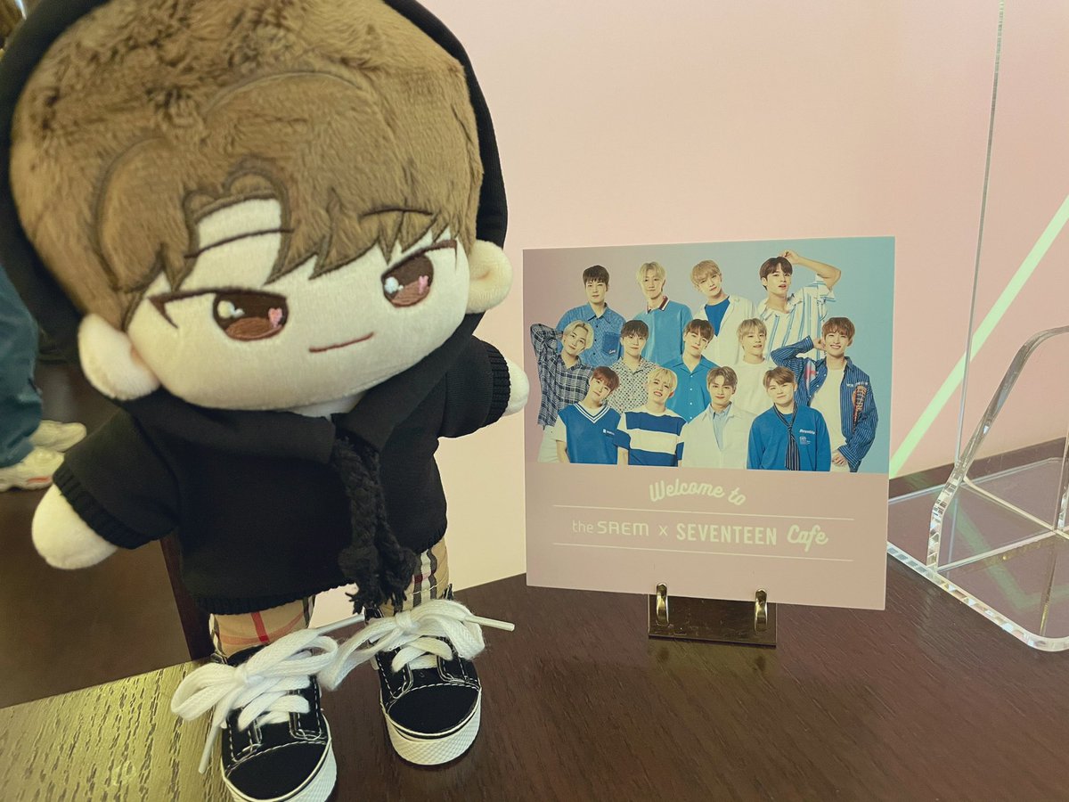 KRRN_526's tweet photo. theSAEM
SEVENTEEN CAFE💎
今日は…
ディノちゃんも一緒に🦖💕
#SEVENTEEN
#theSAEM_SEVENTEEN
#poster_performance https://t.co/Gmz9DazUXf