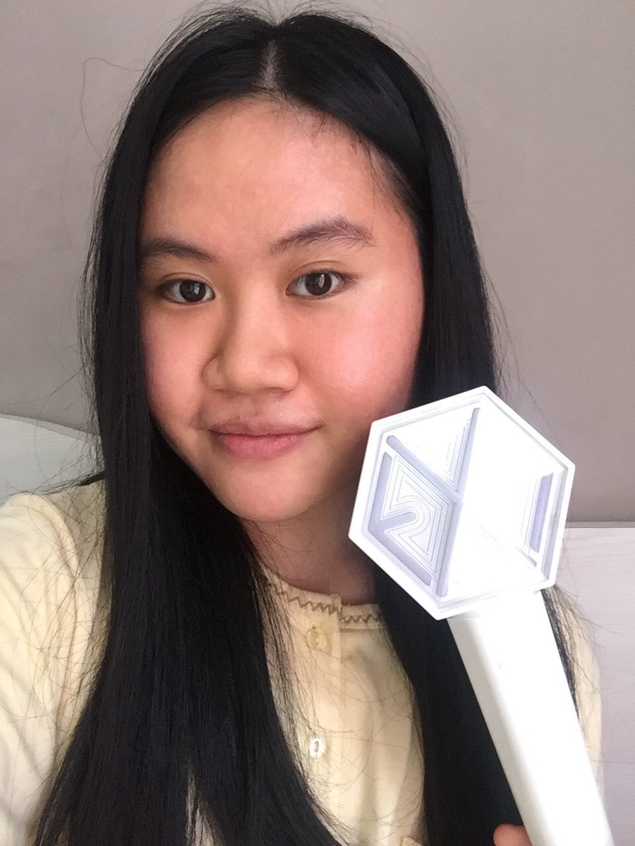 _moumo's tweet photo. 😳😳

#EXOL_At_Home
#MerryKAImas
@weareoneEXO https://t.co/fAqqnaIcdt