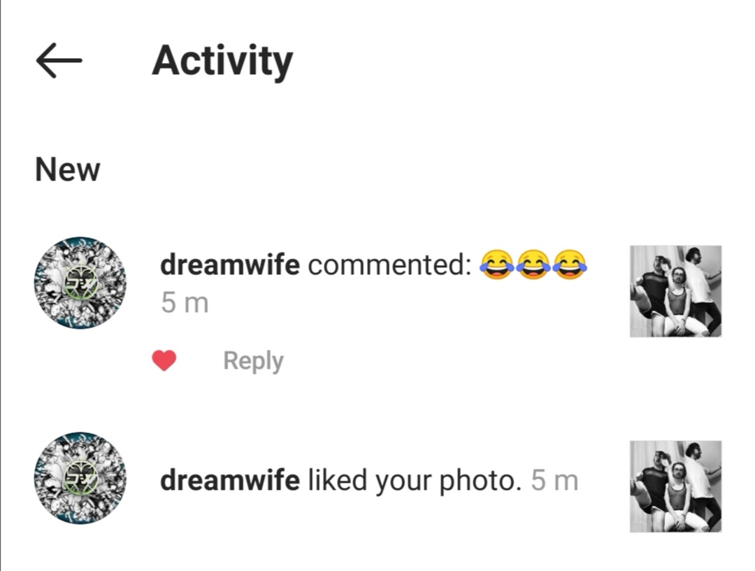 ehehehehehe some of the artists noticed me 