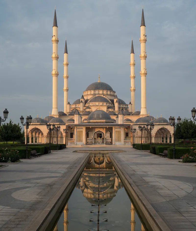 islamicarc's tweet photo. Akhmad Kadyrov Mosque, Russia https://t.co/6PxQqVMlf0