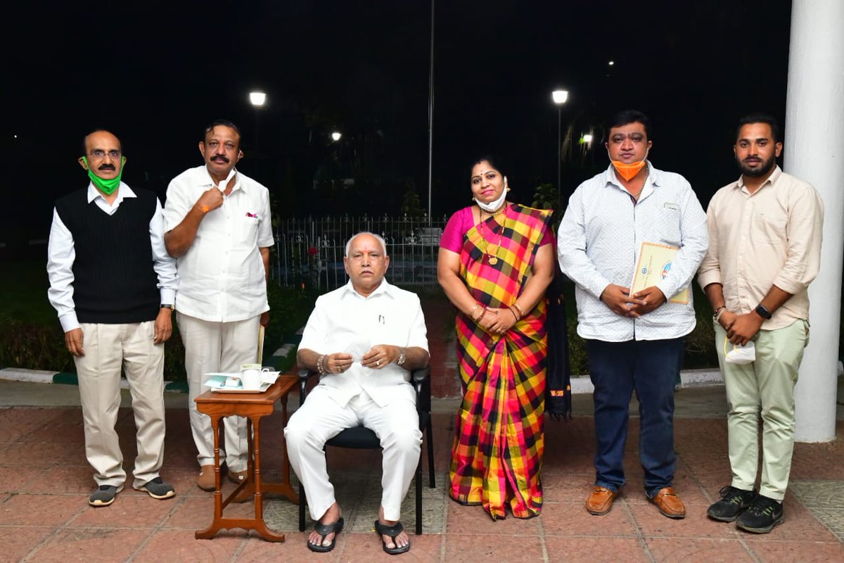 pavankumar04's tweet photo. Met honourable Chief Minister Sri #BSYediyurappa ji at his residence and invited him to the function, with our #KSBDB Chairman Sri #SachidanandaMurthy ji.
@BSYBJP
@SMurthyBJP @Rghavendragrbjp @youdle @Sharath0055 @MurariMurali3 @manju537 @ManjuGundappa @RamanaSuresh @akshath_dn https://t.co/8MJrJJPGbw