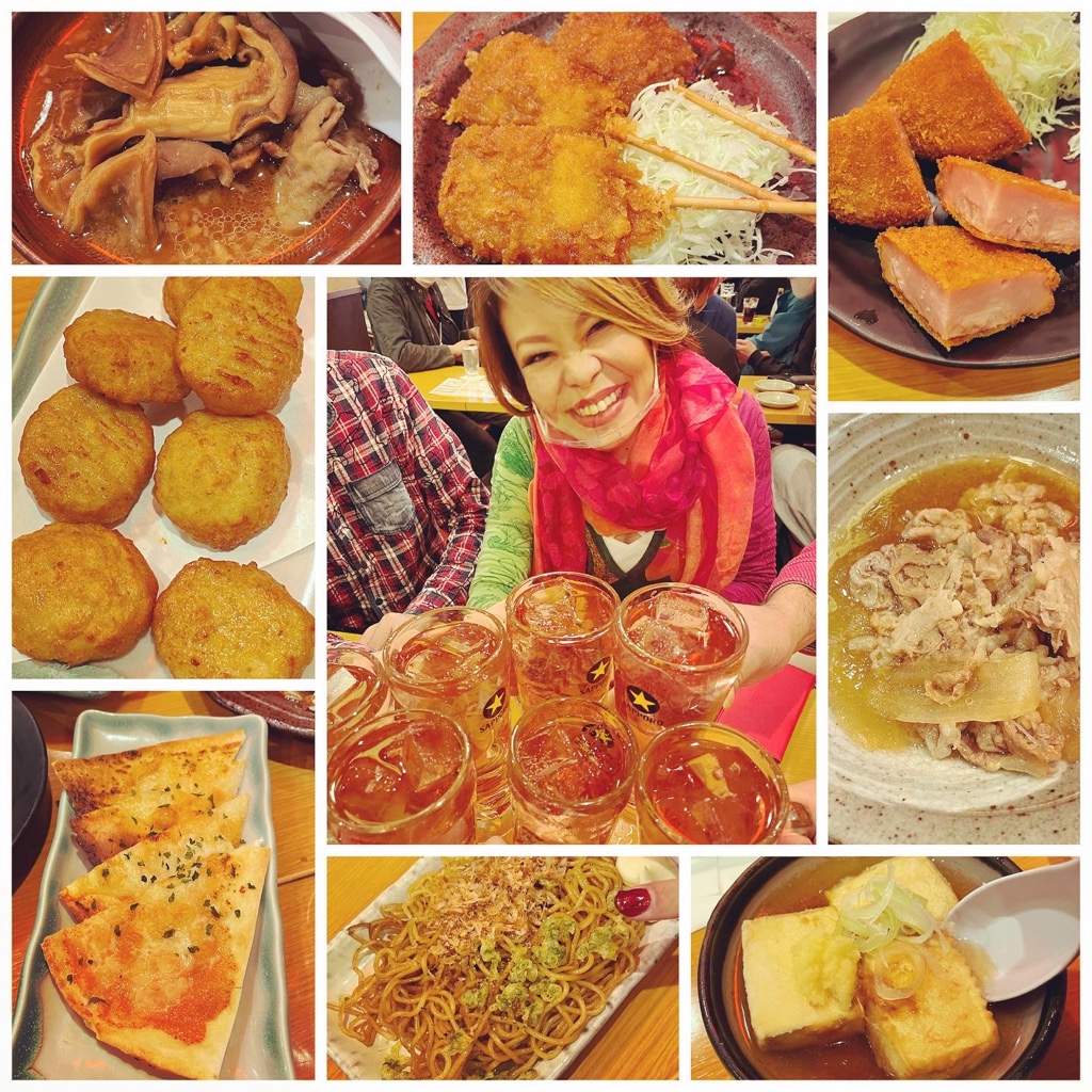 muka_'s tweet photo. 今日はりょーこちゃんのライブ
に下北沢へ…

対バンライブ「Lunch Time Lockers」楽しかった〜♪︎
そして、打ち上げなう。
🤗

🐶🌺🍺🎼

#鳥海涼子 #ライブ #lunchtimerocker  #下北沢ライブ #居酒屋打ち上げ https://t.co/tnkYo2ZtOR