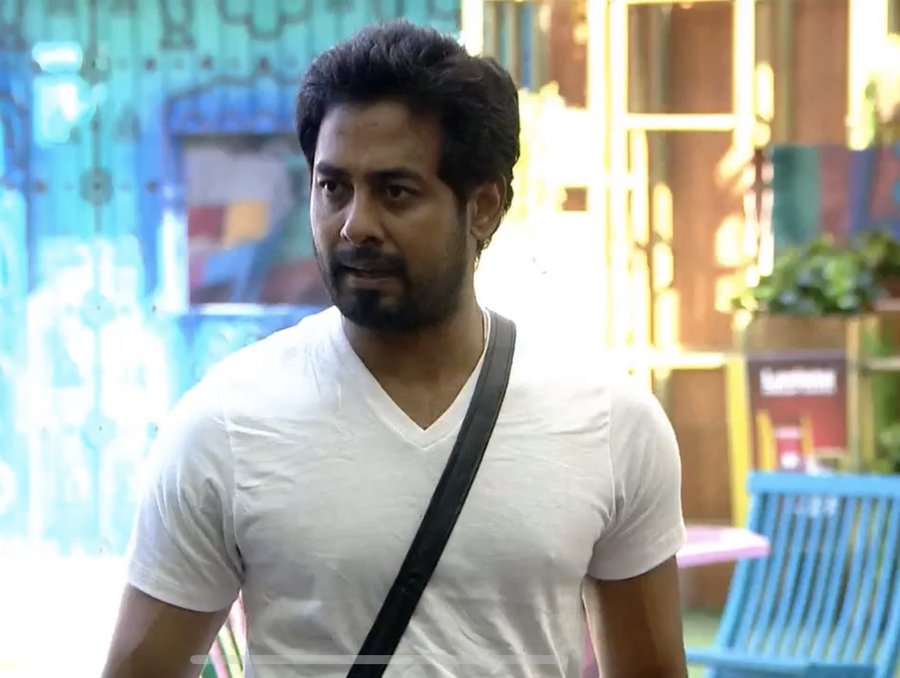 Rt - #AariArjunan 
Like - #BalajiMurugaDoss 

#BBTamilSeason4 #BiggBossTamil4 
#VijayTelevision #Aari #BiggBoss #Valimai #Samyuktha #BiggBossTamil #RamyaPandian #BiggBoss4Tamil #Sanam #Archana #BBTamilSeason4 pic.x.com/6j0RN4V9rv