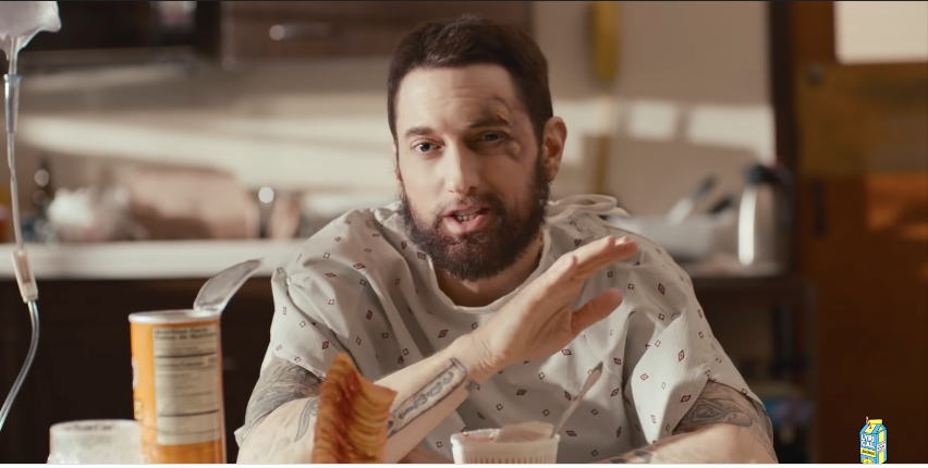 TheBuzzinBox's tweet photo. @eminem releases quirky music video for "Gnat" Watch here: https://t.co/xhxEMSDpYt #Eminem #Gnat #MTBMBDLX https://t.co/VhVHW022QA