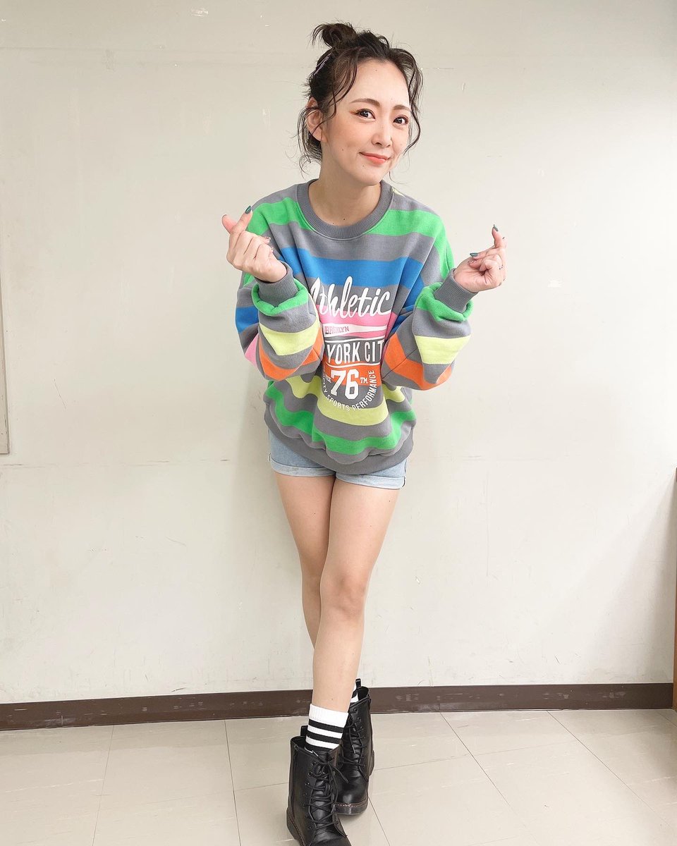 ものまね みかん 12 22 火 ものまねグランプリ 19 56 見てね 大大大好きなniziuのモノマネ出来て 幸せでした Withuにも是非みてほしいわ 因みに私もwithuよ ちょっとでも衣装とメイクで 代に見えるように若作りに専念してます ものまね みかん 12 22 火 ものまねグランプリ 19 56 見てね 大大大好きなniziuのモノマネ出来て 幸せでした Withuにも是非みてほしいわ 因みに私もwithuよ ちょっとでも衣装とメイクで 代に見えるように若作りに専念してます