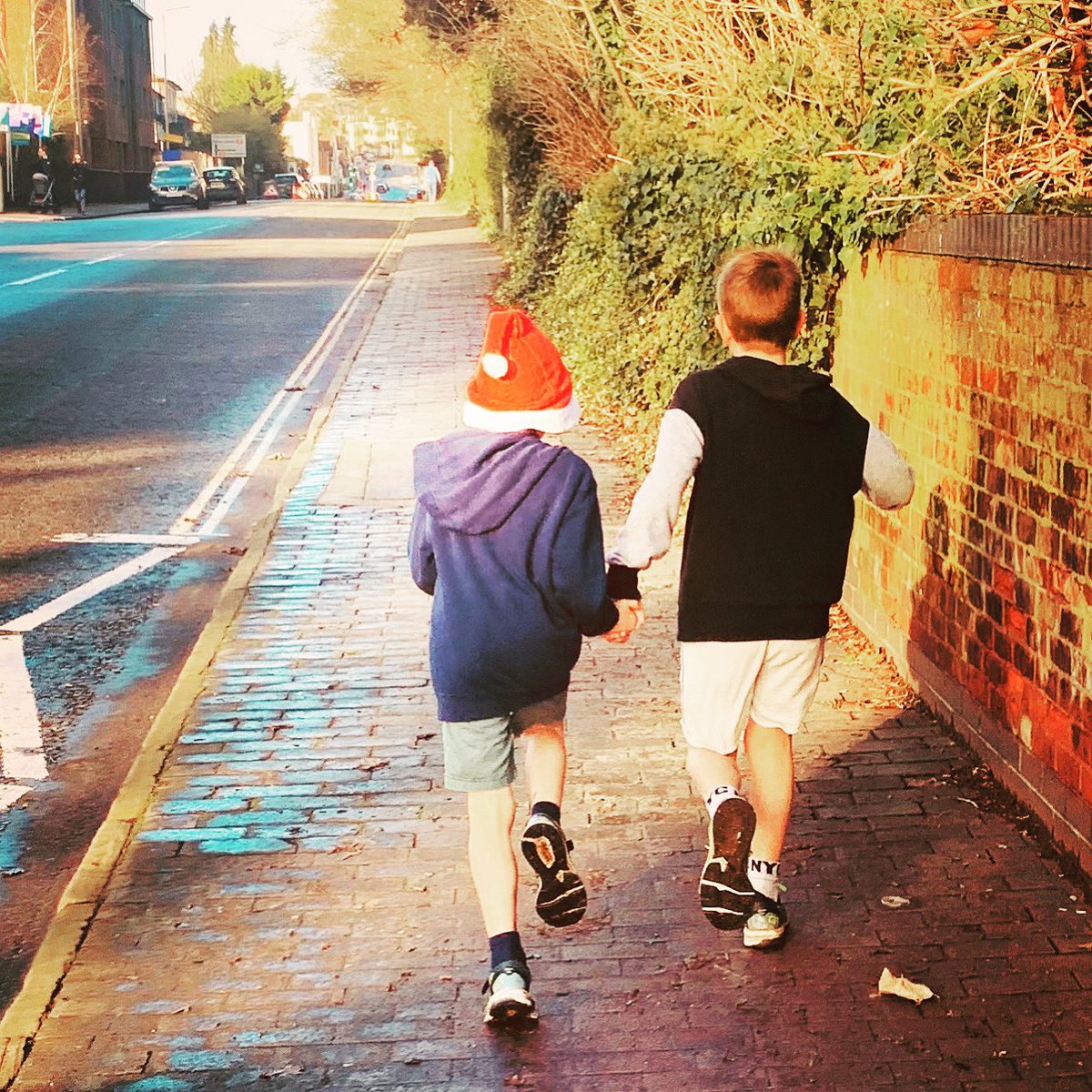 VeronicaBodell's tweet photo. @runup2christmas job done! 100km together as a family... these two though (Leo, 8 &amp; George, 6)💙💙 https://t.co/SkJ0j6QmPD