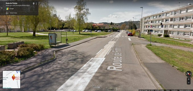 carconducteur's tweet photo. Franchement c'est du grand n'importe quoi, ils ont honte de rien à la mairie et à la police municipale d'#AurecSurLoire !
L'arrêt est de taille normale, il ne gêne pas la circulation et pire, il y a plus rien qui passe par cet arrêt depuis 10 ans !
1/2 https://t.co/OZ2ZkHddSv