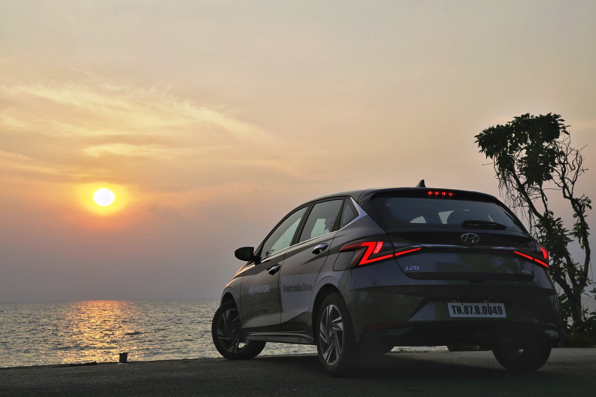autocarindiamag's tweet image. Day 2 of the @HyundaiIndia #GreatIndiaDrive saw us drive from stunning Kochi to the serene Kozhikode coast.

#ProgressForHumanity #TheAllNewi20 #i20