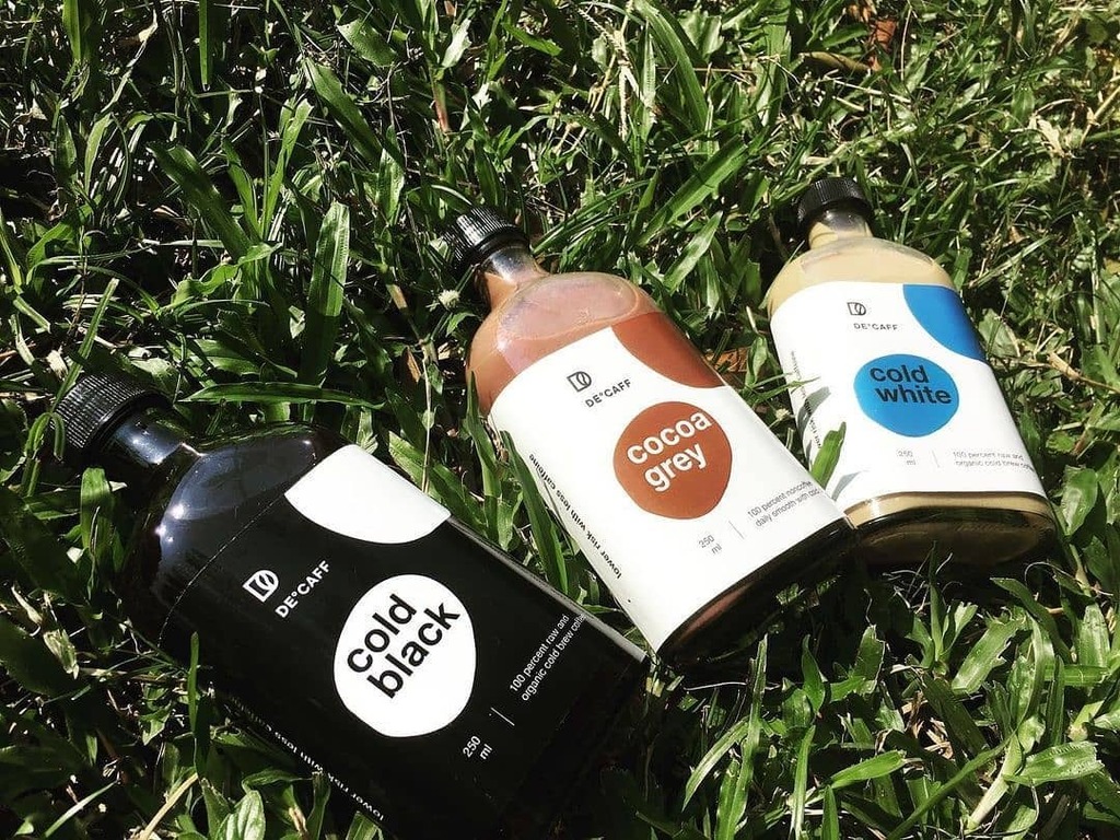 AcaraMahasiswa's tweet photo. @decaffid Variants‼️
•
•
Coffee based :
- Cold Black (250ml) >> Rp35.000,-
- Cold White (250ml) >> Rp38.000,- •
•
Non-Coffee Based :
- Cocoa Grey (250ml) >> Rp28.000,- •
•
Open Pre-Order every Monday to Friday
Shipping every Saturday to Sunday

O… https://t.co/yKfk4b3z5m https://t.co/Yv025VrAfe