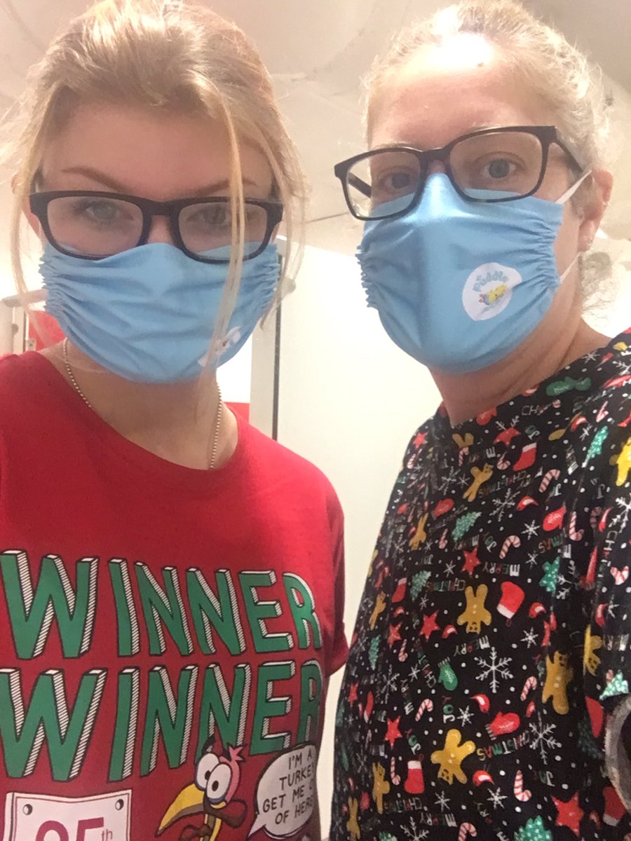 splashtimefun's tweet image. Last lesson before Christmas so we made an effor #swimming #christmas