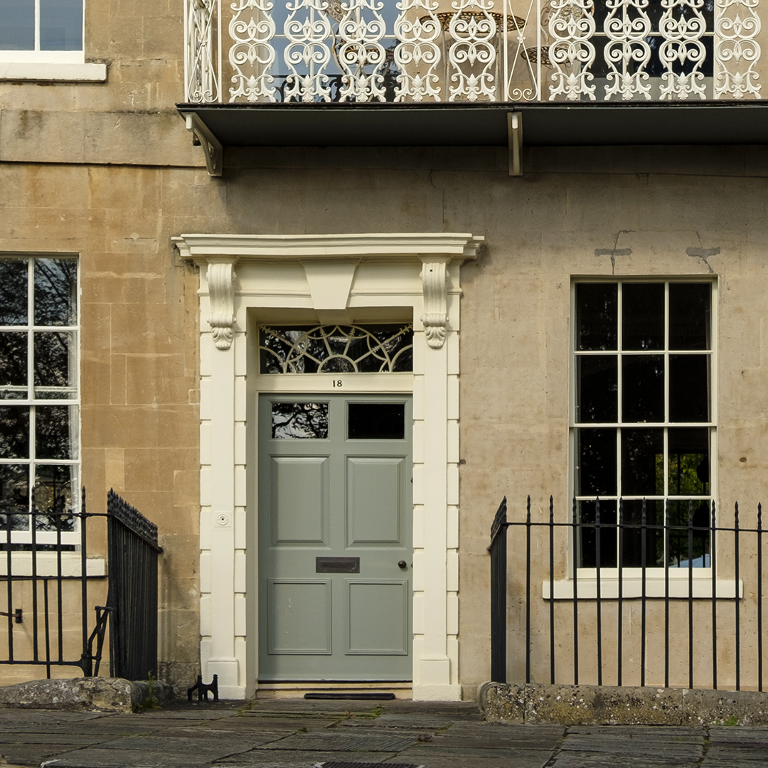 Part 5Here, doors of Somerset Place, Lansdown Place, and Lansdown Road, the doors and their ornamentation often the most elaborate part of the façade. Detail and the associated visual texture, even sparsely applied, can bring a façade to life.