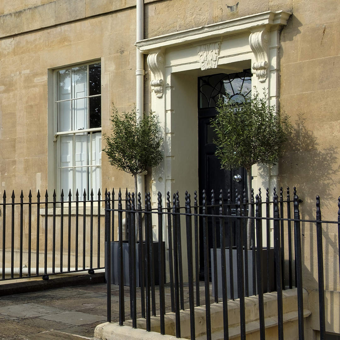 Part 5Here, doors of Somerset Place, Lansdown Place, and Lansdown Road, the doors and their ornamentation often the most elaborate part of the façade. Detail and the associated visual texture, even sparsely applied, can bring a façade to life.