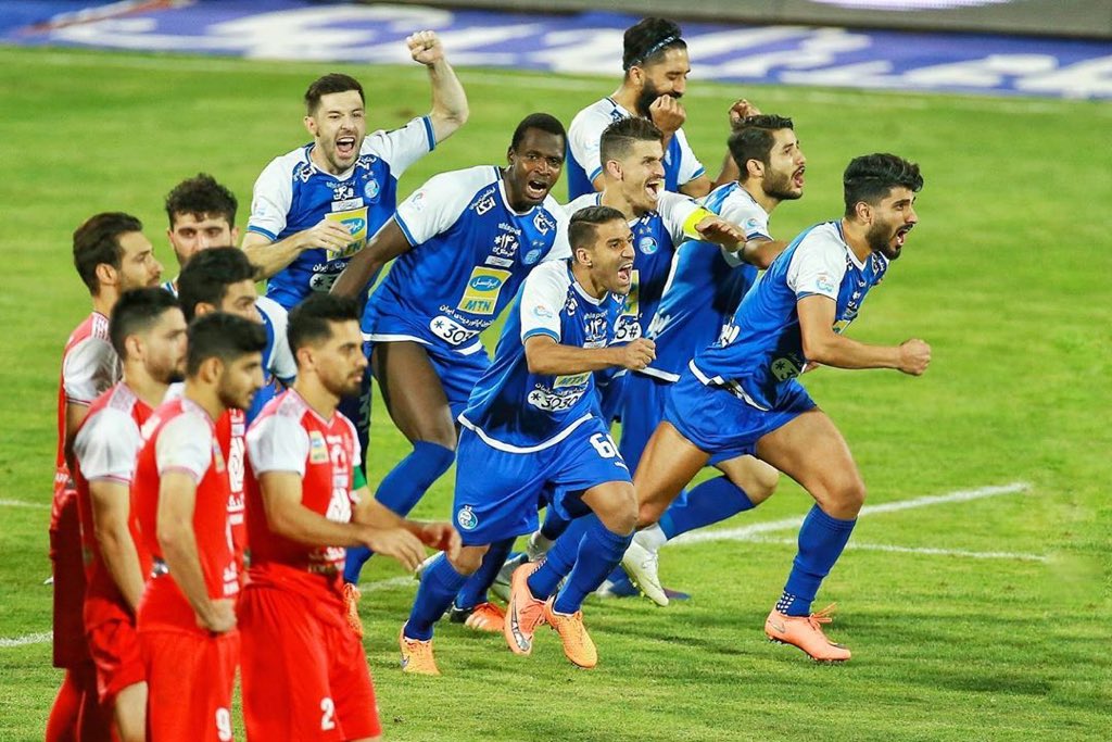 i_thiink_so's tweet photo. احمو نوراللهی گفته استقلالیا حرفشونو تو زمین بزنن؟=))))
تو زمین تخم نمیکنید برگردید تو چشای ممد دانشگر نگاه کنید چاقالا😂😂😂 https://t.co/1Pk0URTDmx