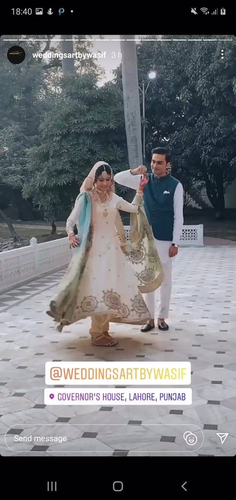2000sAngles's tweet photo. While MDCAT students were protesting outside governor house punjab there was a wedding ceremony going on inside and governor was busy there. Students Protest has now been called off. #ProtestAgainstPMC
Le lo en logo se insaf😂😂yr 🤣 https://t.co/X6GCpWkAUf