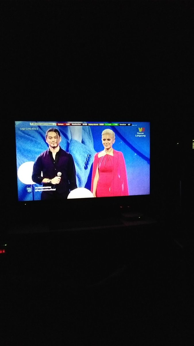 thepurpleroomz's tweet photo. #Lagu Oh my baby you. Malam ni #teamkaelevie is awesome #lagucintakita2 ๐ https://t.co/y7YgxhblTF