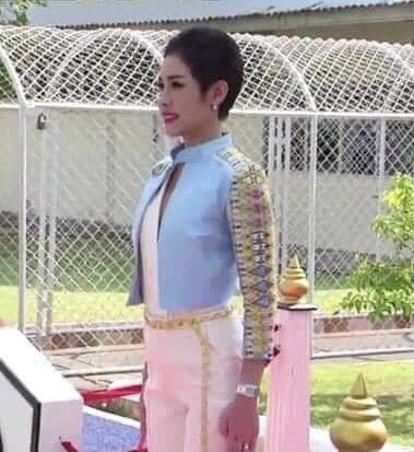 เลิกกับผัวแล้ว แต่ผัวกลับมาขอเย เราไม่เรียกว่าผัวระลอกสอง เราเรียกว่า ผัวระลอกใหม่ อีดอก