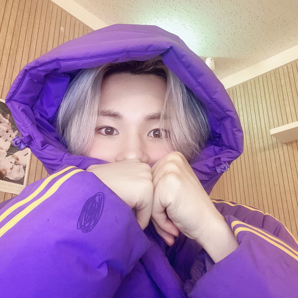 ELASTofficial's tweet image. 으 너무너무 추워요 ㅠㅠㅠㅠ
옷 따뜻하게 입고 다녀요 ❄️
이번 주도 고생 많았어용❣️

#엘라스트 #ELAST #원혁 #wonhyuk