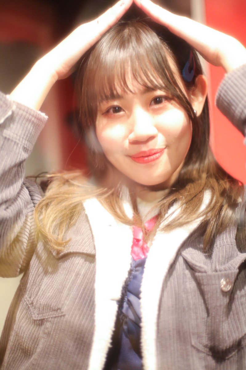 ronde_1205's tweet photo. 2020/12/20 西田最後のイカ祭り~Next Stageへの挑戦~
#天谷桃寧 (@LesianaMomo)さん
#LeSian
#イロハサクラ
キミ色脳内で瑠衣さんと一緒にバランス崩したかこさんのフォローに動いたり、誰よりもステージの前に出て煽ったりアピールしたりと良かったなぁ https://t.co/DDUtItFLom
