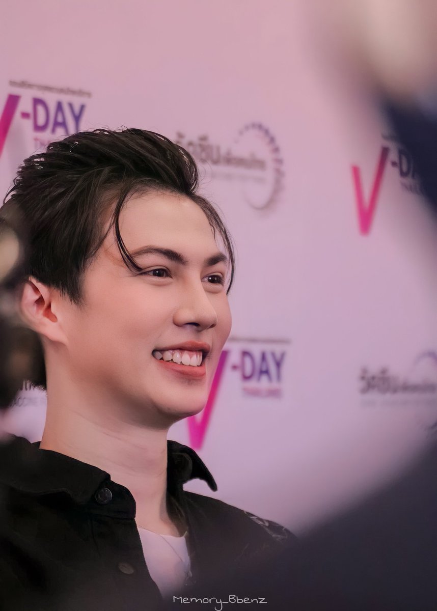 Memory_Bbenz's tweet photo. "ใจเราก็เหมือนไอติมเห็นเธอยิ้มใจก็ละลาย" ❤️🦊🥺 เจ้าดวงใจของน้อง
"น้องรถเบ้นซ์คิดถึงพี่เบ้นซ์" 🔋🌵
#BENZALERT 
#แบตเตอรี่ของอเลิ๊ต https://t.co/PBSFiXHnbp