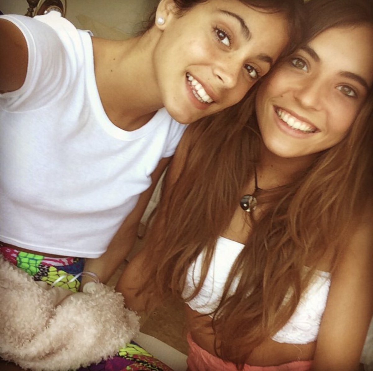 ThrowbacksTini's tweet photo. .@TiniStoessel via Instagram 6 years ago today ’@VerodelaCanal 👭❤️’ and ’Mañana! #EcoFashionShow🎥 ’ (20th december 2014) https://t.co/jgTySehXSk