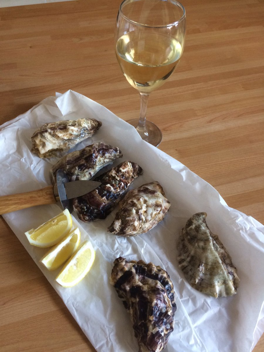 TasteEast's tweet photo. Beautiful Maldon Rock oysters @osbornefish. https://t.co/sPJSLvchC5