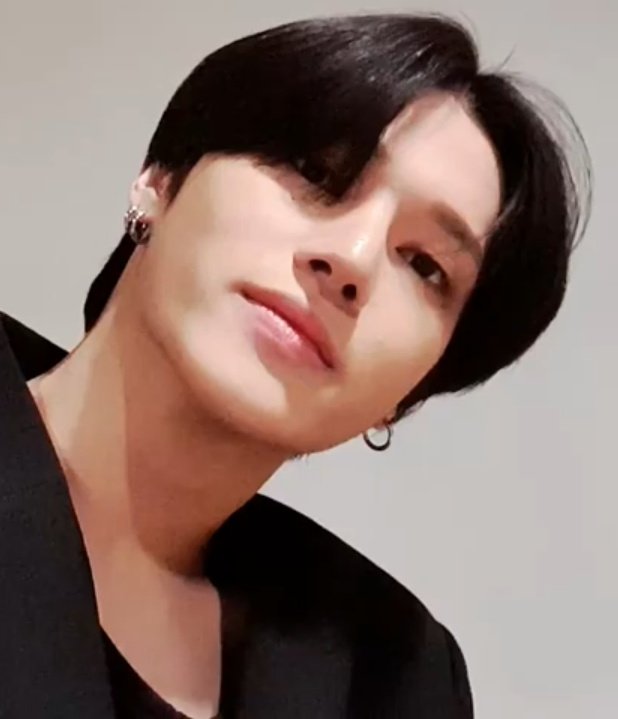 hjoongworld's tweet photo. hi sexy                                  hello sexy 
from monstax                     from ateez https://t.co/5NFjiCBVxL