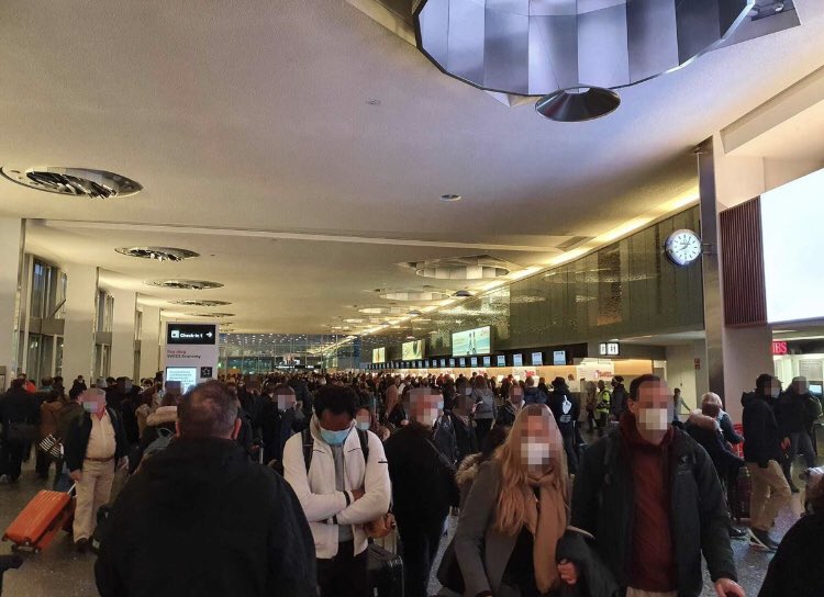 Flughafen Zürich. Ihr habt doch echt den Arsch offen, meine Fresse.