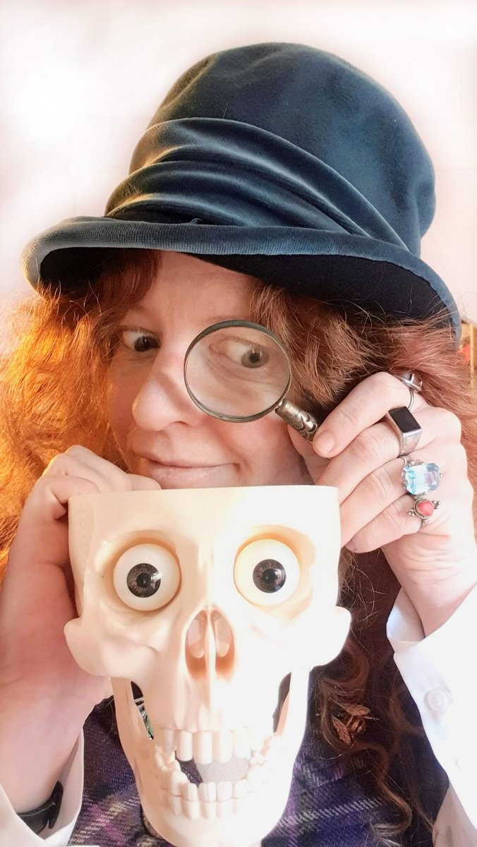 LEALectura's tweet photo. 👉 Hoy, en #LaCeremoniaDelBúho🦉, Flora Victoria Morgan, alias Aitana Carrasco, nos ayudará a buscar 🔎 el lugar exacto donde reside la imaginación...

#ElEfectoFrankenstein #LecturaAbierta #Gamificación https://t.co/l0LC0B7cea
