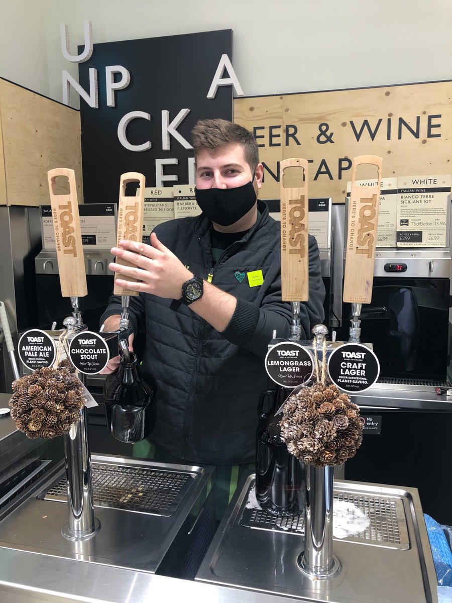 ToastAle's tweet photo. How Divine! 
Our latest collab beer with @divinechocolate -  Chocolate 🍫Stout - is now on tap at @waitrose #Unpacked stores 🙌🌍. 
Grab your growlers &amp; get on down for some #zeropackaging beer! 
#TimeToRiseUp #Cheers https://t.co/iKsYDnCihI