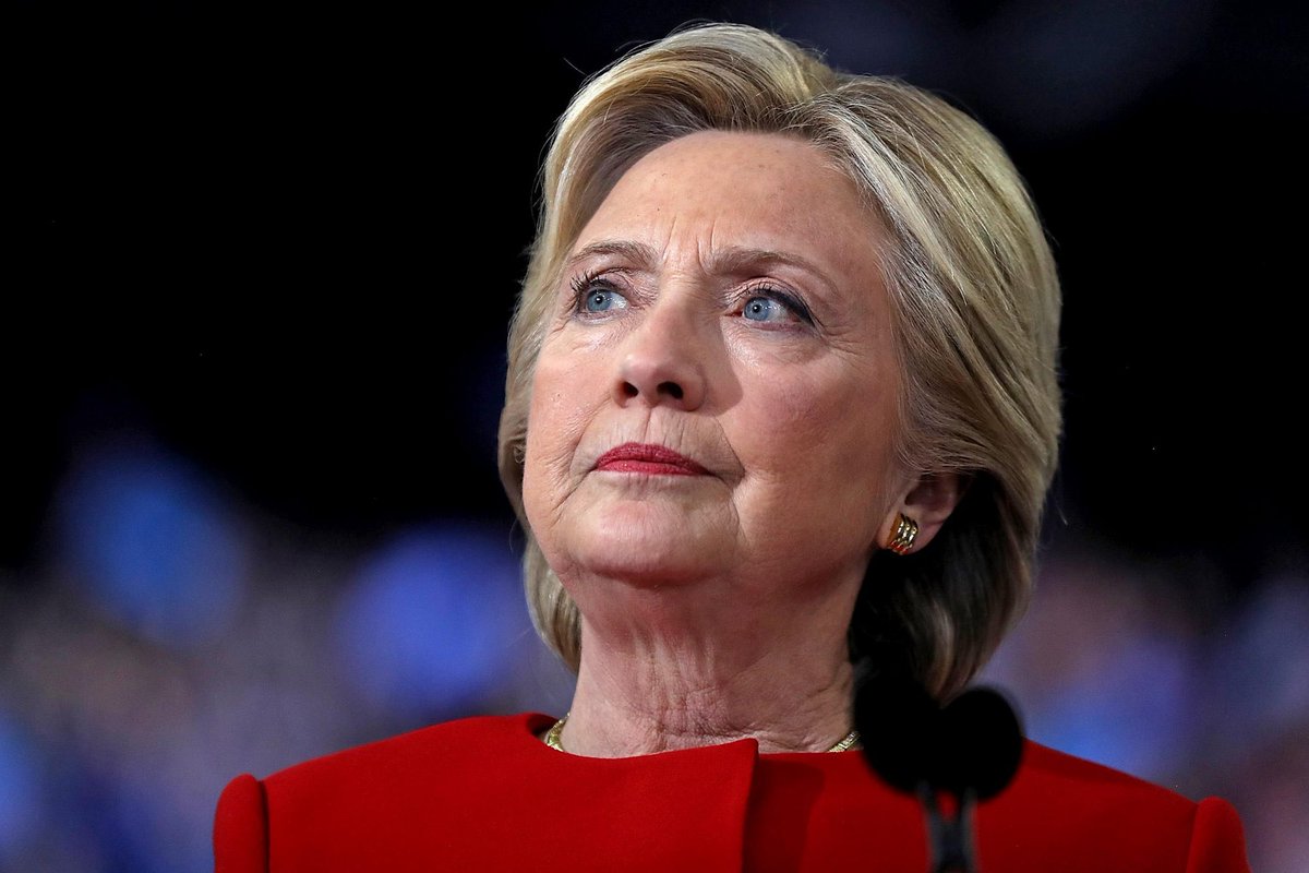 annvandersteel's tweet photo. RT if you want to see this woman in jail. #LockHerUp https://t.co/FbVWzU4hKC