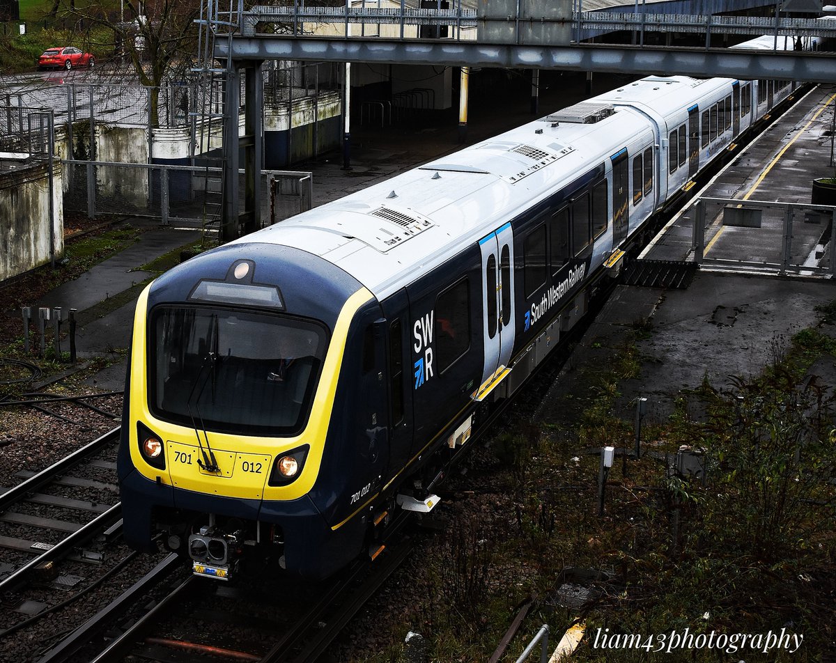 liam43photos's tweet image. 701 012 leaving SOU on a journey from Southampton Central to Staines Up Loop. #Class701 #701012 #SWR #Arterio #Aventra #bombardier #SouthamptonCentral #StainesUpLoop #RailwayPhotography #TrainSpotting #photography #nikon #nikonphotography