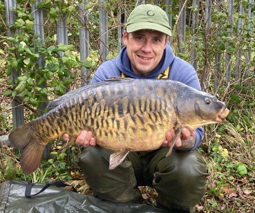 stgeorgeslake's tweet photo. Ade has had a few blanks on @stgeorgeslake but landed this #carp yesterday. Not big but what a stunner! One of the #czechblues #leneys nearly doubled in size since stocking in Feb #carpfishing #fishing #fishinglife #wintercarping #carplife https://t.co/scuG3jvfQF