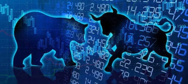 விலைன்னு சொல்வாங்க (பழைய ஏல முறையே தான், இப்போ digitalised format) அவ்ளோதான்  இப்போ.. பங்குகள வாங்கினுதம் அந்த குறிபிட்ட நிறவனத்தோட பங்குககுகரகான டிமென்ட் ஏறும் போது விலையும் ஏறும், அதற்கு நேர்மாறானது.. அதோட சப்ளை அதிகமா இருக்கும்போது, விலை குறையும்.  அவ்ளோ தாங்க.! (6/21)