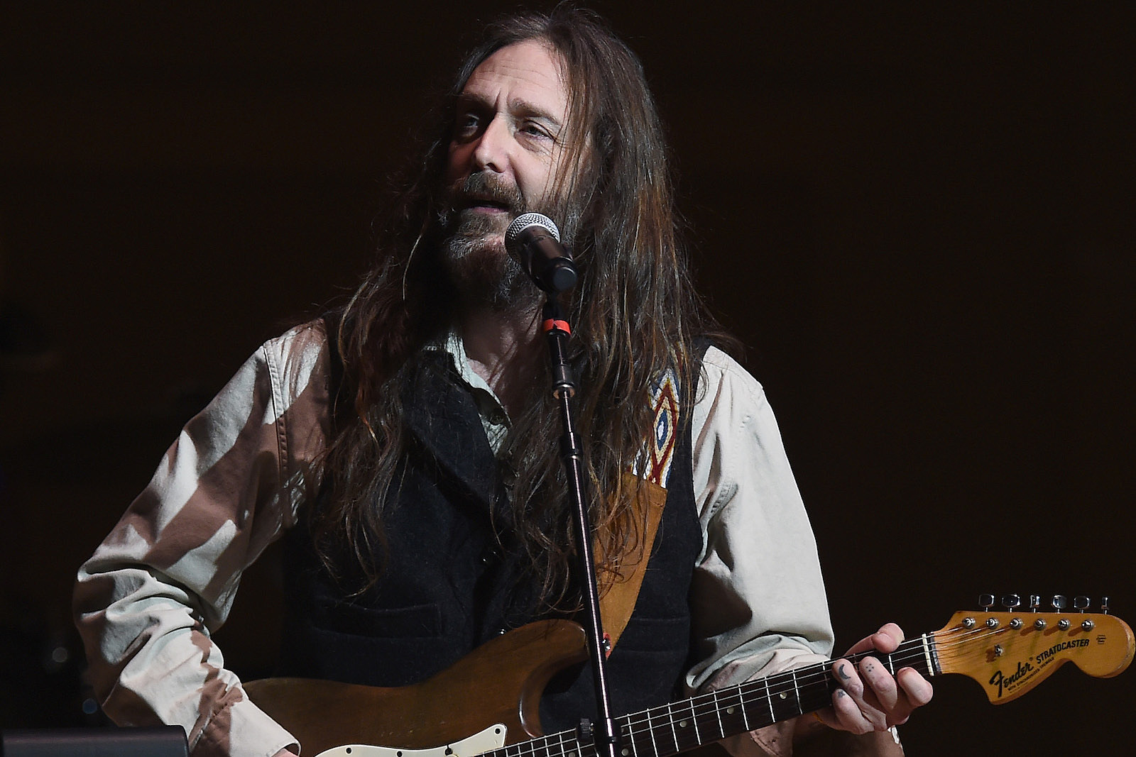 Happy Birthday to Chris Robinson, 54 today 