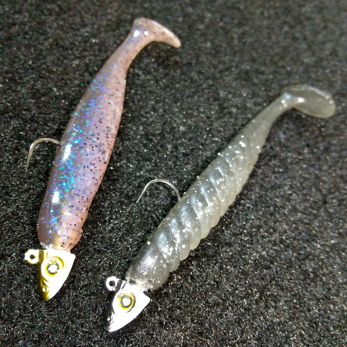 舞木雅和 モギハノン En Twitter この時季 ヒウオの群れを意識し スメルトヘッド の釣りで狙っていく際に トレーラーには小さい シャッドテールをセットします 1 8oz1フック 2 7oz2 0フックにセットする僕的にオススメのシャッドテールは ジャイロスター3 5