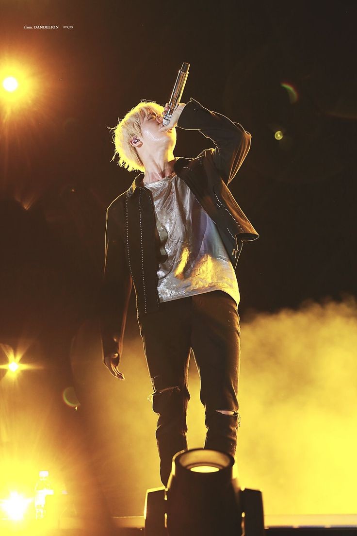 ROCKSTAR SEOKJIN : A DEADLY AND DANGEROUS THREAD[ as u go down, his wildness increases, so be careful, ur heart might explode due to the insane hotness of seokjin fire] #방탄소년단  #진  #석진  #방탄소년단진  #방탄진  #JIN  #SEOKJIN  #BTSJIN  @BTS_twt  @BigHitEnt  @bts_bighit