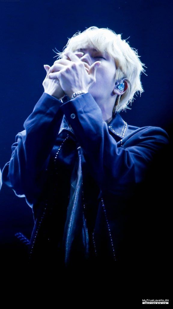 ROCKSTAR SEOKJIN : A DEADLY AND DANGEROUS THREAD[ as u go down, his wildness increases, so be careful, ur heart might explode due to the insane hotness of seokjin fire] #방탄소년단  #진  #석진  #방탄소년단진  #방탄진  #JIN  #SEOKJIN  #BTSJIN  @BTS_twt  @BigHitEnt  @bts_bighit