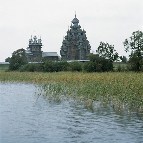 9. The wooden churches in the Russian North. Photographs by Richard Davies  http://www.richarddavies.co.uk/woodenchurches/images.html