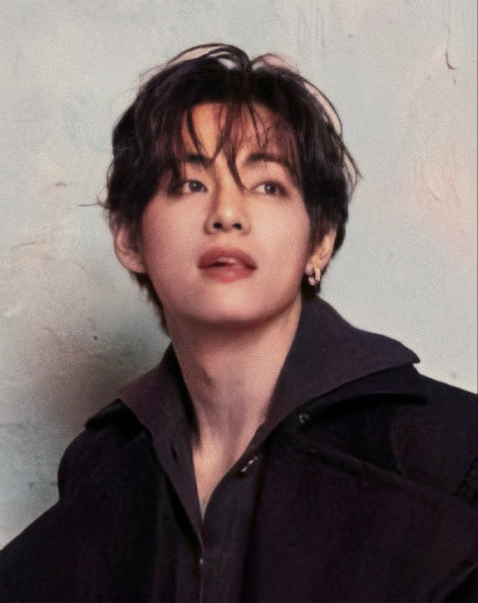 walleesohh's tweet photo. I vote for #taehyung from @BTS_twt for #100MostHandsome2020 https://t.co/pGsCaV7O6y
