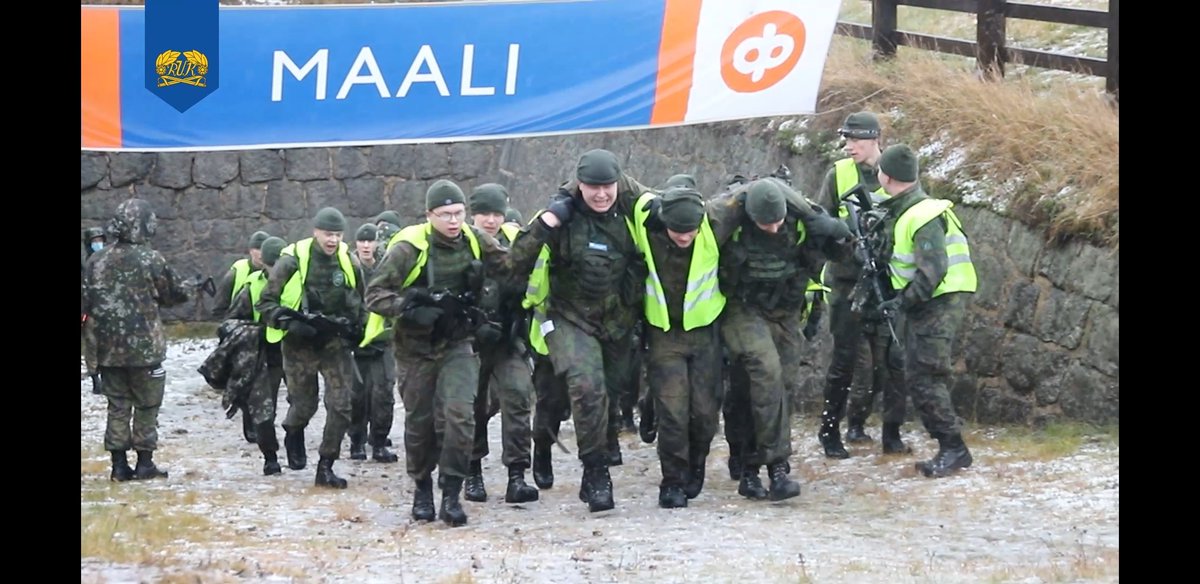 ReserviupseeriK's tweet photo. Katso koostevideo #RUK257 Siriuksen Kirkkojärven marssin tunnelmista #RUK:n Facebookissa. #kirkkis #kirkkojärvenmarssi #maavoimat. Tässä linkki: https://t.co/LEPdcNKCnV https://t.co/8yFmqTVOdo