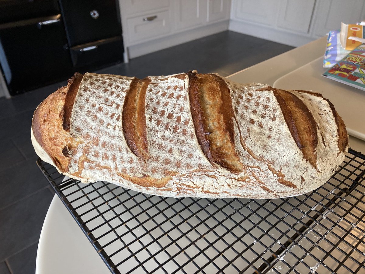 dealstaxguru's tweet photo. Happy Sunday. #sourdough #realslowbread https://t.co/WU4DBtTB2y