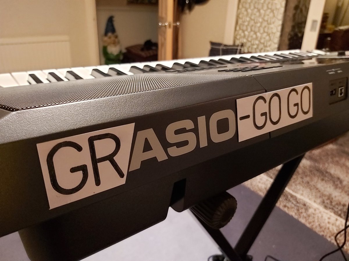 BeckGra's tweet image. Goodbye Gramaha!...&amp;amp; hello Grasio-Go Go!! Admittedly, it&apos;s not as snappy, but things are about to sound a bit more, errr...
#casiokeyboard #NewKeyboard #hellogoodbye #newhorizons #2021planning #thingstodo #stuff