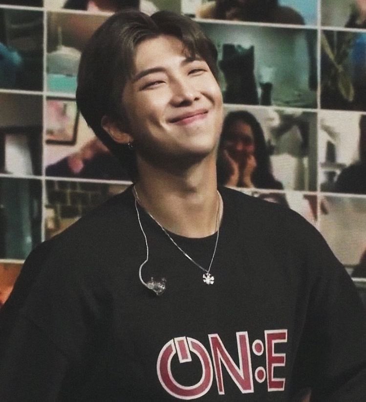 joonsnamuu's tweet photo. Joon’s dimples going deeper and deeper when he’s happier https://t.co/BTQk9ysy7f