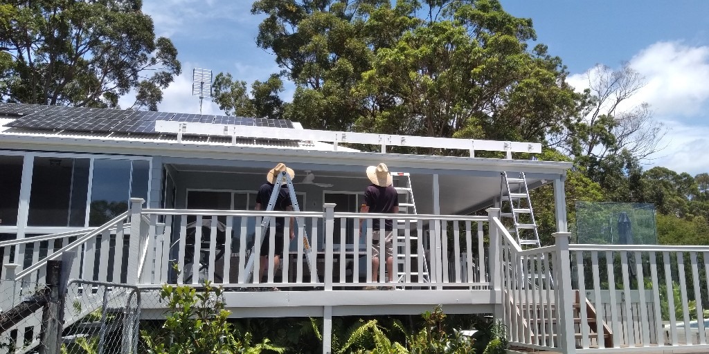 noosa_sc's tweet photo. A recent Folding Arm Awning installed at #Buderim on The #SunshineCoast. A fantastic look and great addition to this home.
visit our website for more details: 
https://t.co/GDU8P7UVzQ

#awnings #sunshinecoast #outdoorliving #queensland #style #noosascreensandcurtains https://t.co/rRxmoh4iIj