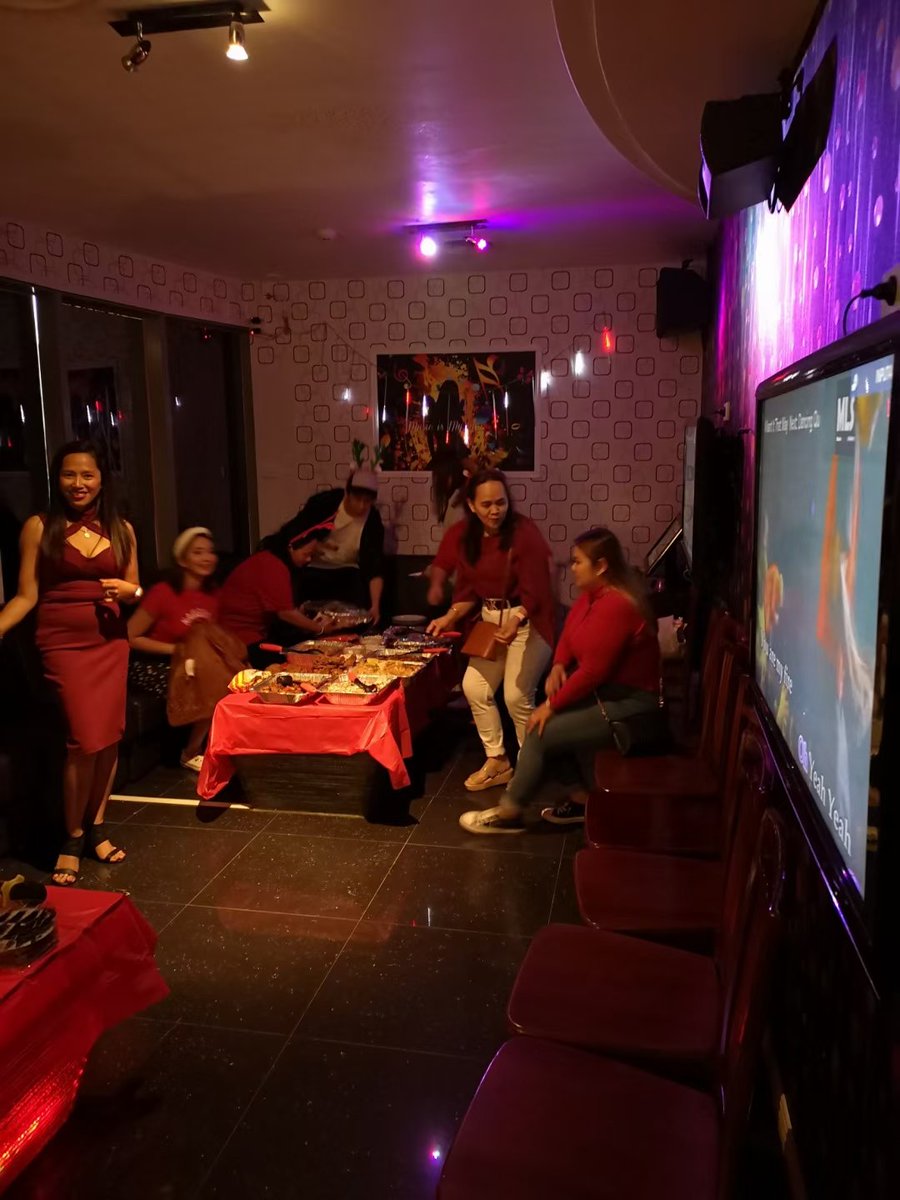 🎼🎶 Xmas party! 🎤🎵