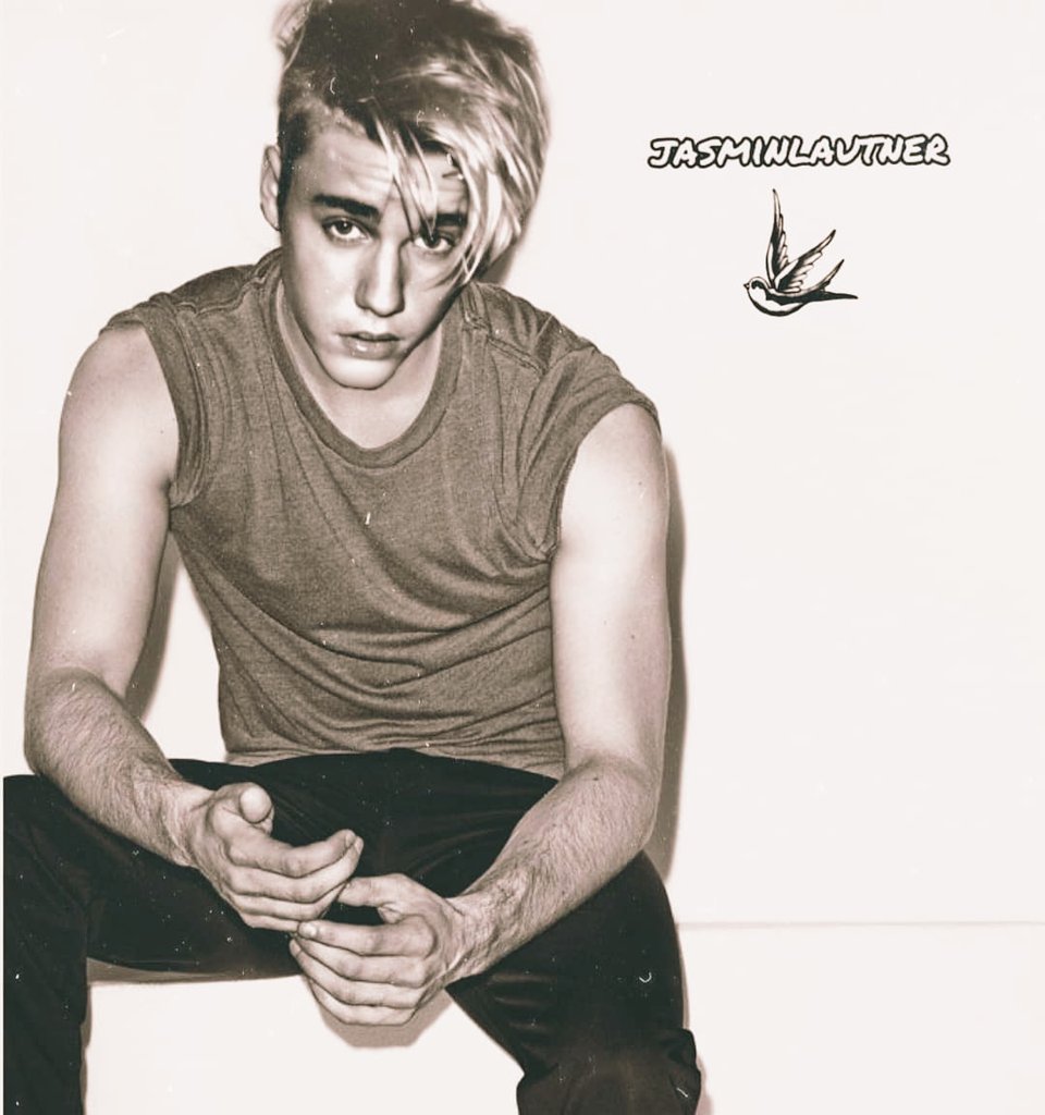 #SeductiveSunday Buen domingo chicos....