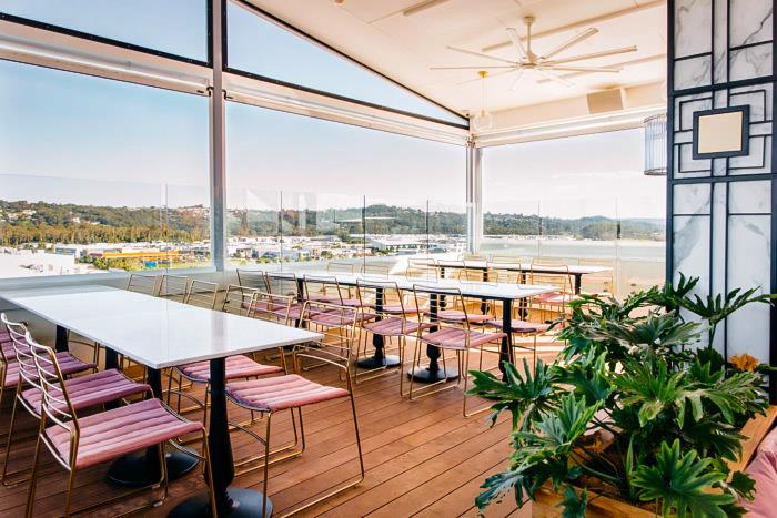 HomePointWf's tweet photo. Cafe Blinds are a great way of keeping your customers and family protected from the elements without compromising the view!
Visit our Website for more details: 
https://t.co/4wqOyE3iCZ

#blinds #queensland #outdoorliving #homepoint https://t.co/SqpPlVmcSz