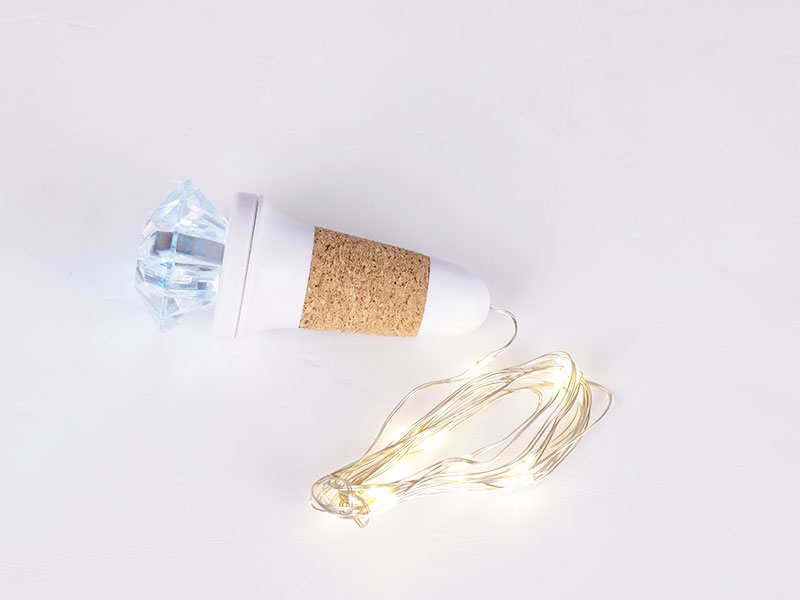 iled_lighting's tweet image. USB Night Light Diamond Shape Bottle Cork Lamp Copper string Flasher is the one that you want. iled-light.com/usb-night-ligh… #copperwirefairylights #starrystringlightscopperwire #ledchristmaslightscopperwire