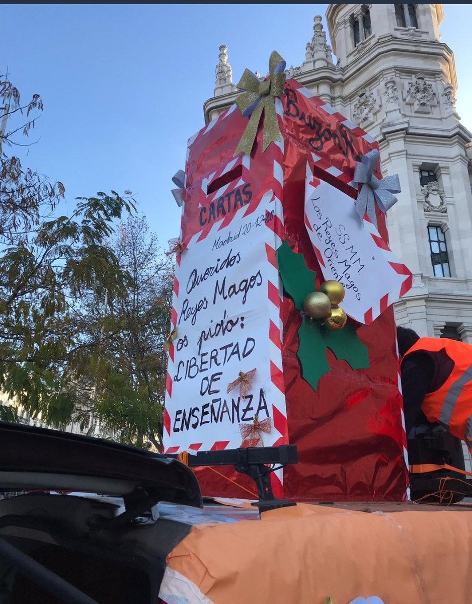 trinitariosALC's tweet photo. #StopLeyCelaá 20 de diciembre @centrosFEST @ecatolicas @MasPlurales https://t.co/k9kbsujukc